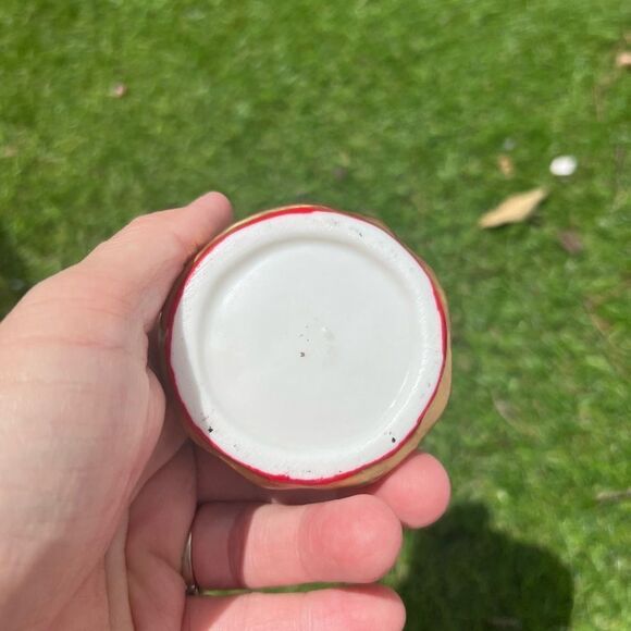 Vintage CHRISTMAS TREE Trinket Box ORNAMENT Porcelain 3.5" Hand Painted China - Picture 5 of 6